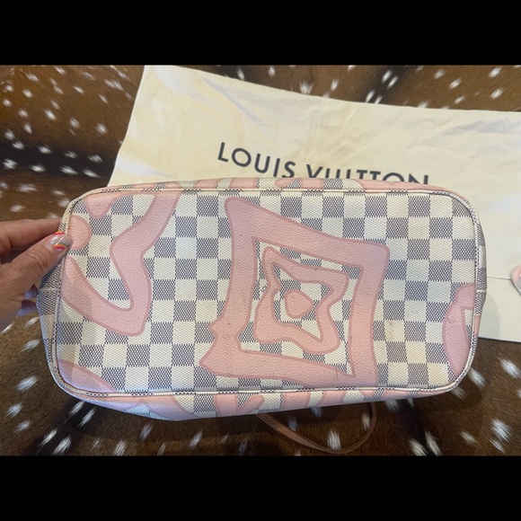 Louis Vuitton Damier Azur Tahitienne - Picture 12 of 12